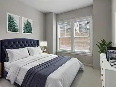 SWEEPING VIEWS, SOARING CEILINGS & MAIN FLOOR LIVING