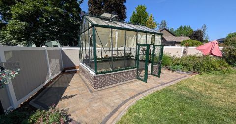 INTERLOCK HARDSCAPE