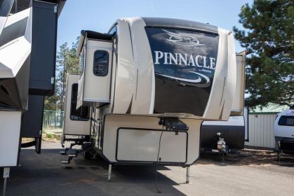 2017 JAYCO PINNACLE 38FLSA 5TH WHEEL