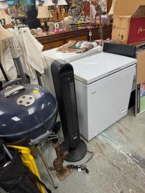 ESTATE SALE OWENS GALLERY