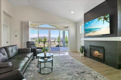 TRUTINA 55+ COMMUNITY A TURNKEY DREAM HOME