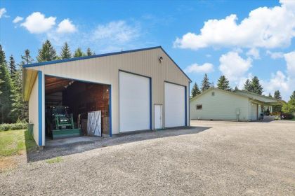 RANCHER ON 10 ACRES WITH AMAZING VIEWS