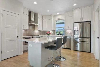 TRUTINA 55+ COMMUNITY A TURNKEY DREAM HOME