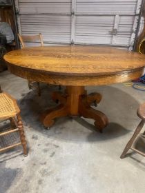 ANTIQUES FURNITURE IN LEWISTON