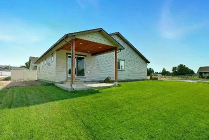 OPEN HOUSE SATURDAY OCTOBER 25, 1PM-4PM 