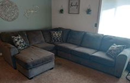 HIGH QUALITY CLEAN STANTON GREY SECTIONAL 