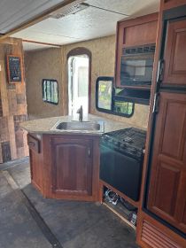 35' COUGAR KEYSTONE