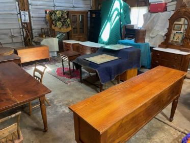 ANTIQUES FURNITURE IN LEWISTON