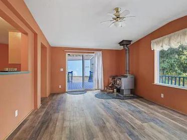 COUNTRY LIVING ON 7.58 ACRES IN NEWPORT AREA!