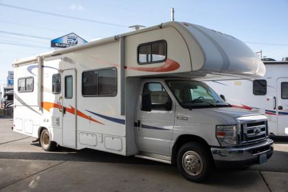EVERYONE LOVES A GOOD CLASS C MOTORHOME
