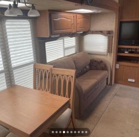 2011 29' WILDCAT BY FOREST RIVER 5TH WHEEL