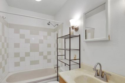 OPEN HOUSE SATURDAY, JUNE 28, 9-11AM