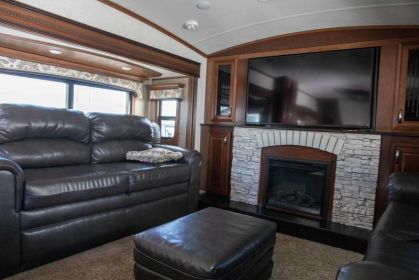 2017 JAYCO PINNACLE 38FLSA 5TH WHEEL