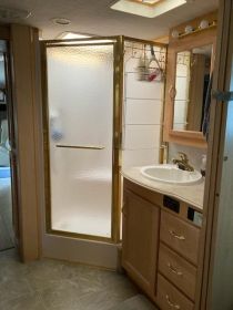 2005 NATIONAL SEABREEZE LX CLASS A 36' MOTORHOME