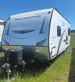 2021 FREEDOM EXPRESS TRAVEL TRAILER