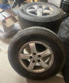 (4) PATHFINDER HT TIRES ON ALLOY RIMS