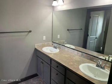 OPEN HOUSE SATURDAY, NOVEMBER 22 11AM-12PM