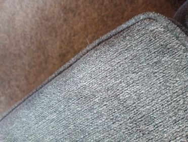 HIGH QUALITY CLEAN STANTON GREY SECTIONAL 