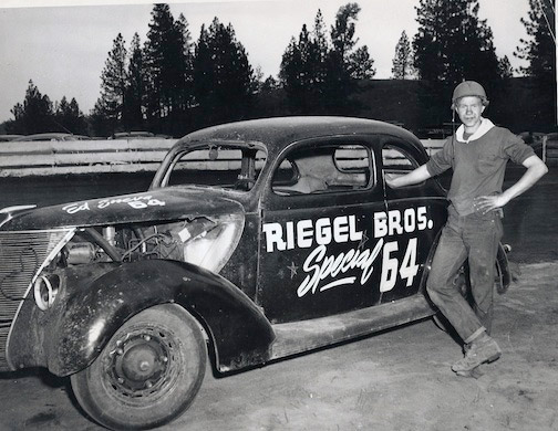 Jan Evans surrounded by family and friends following his victory at the Wenatchee Super Oval.